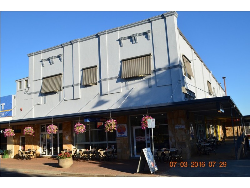 123-129 WYNYARD STREET, Tumut NSW 2720