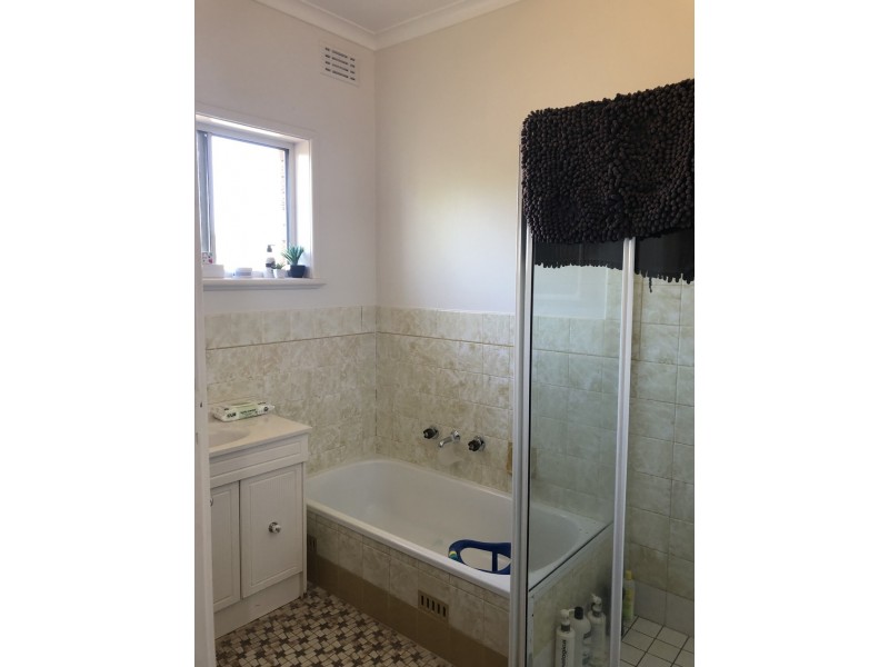 137 Lambie Street, Tumut NSW 2720