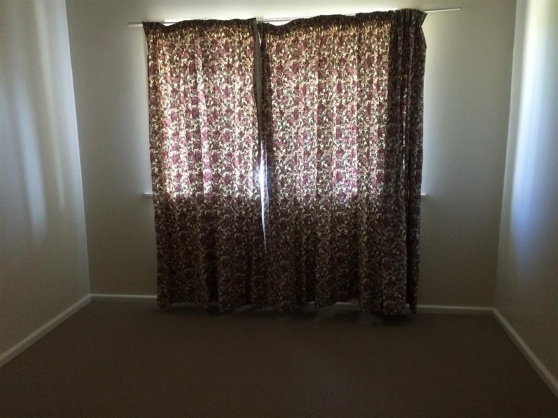 84 Carey Street, Tumut NSW 2720