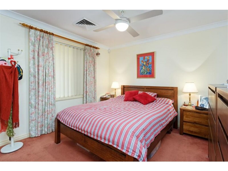 20 Howick Street, Tumut NSW 2720