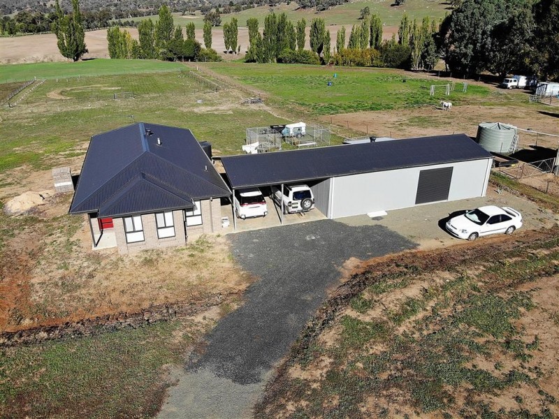 67-69 Selwyn Street, Adelong NSW 2729