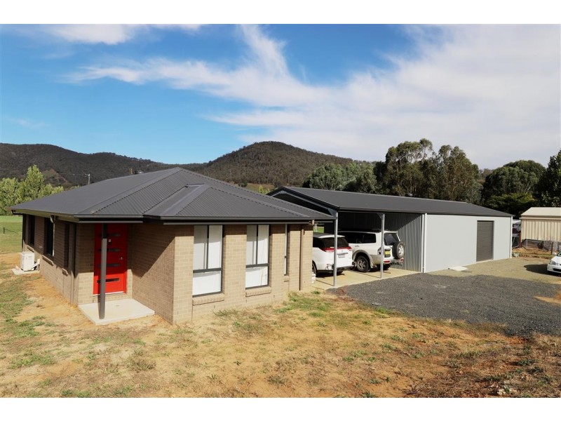 67-69 Selwyn Street, Adelong NSW 2729