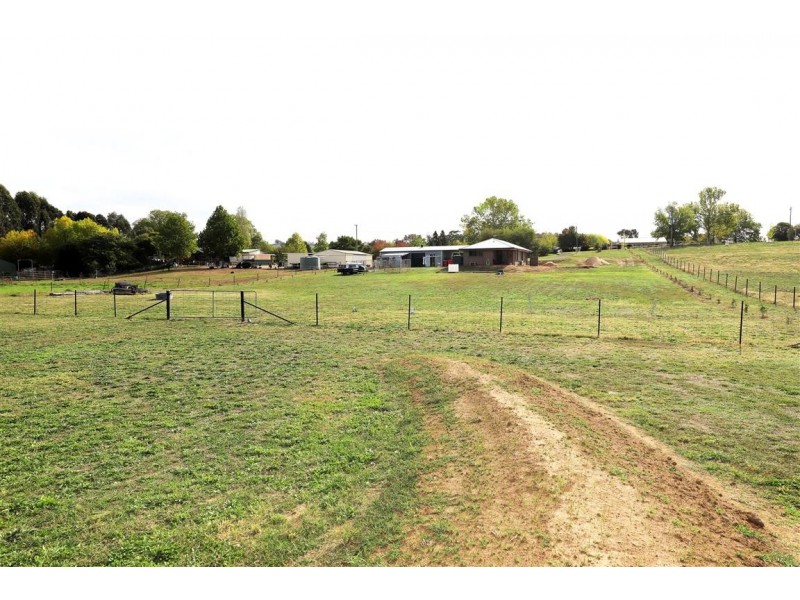 67-69 Selwyn Street, Adelong NSW 2729