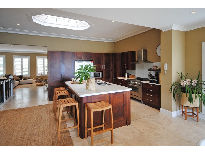 33 The Serpentine, Bilgola NSW 2107