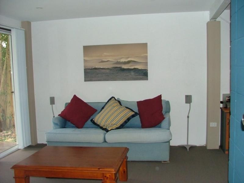 10 The Crescent, North Narrabeen NSW 2101