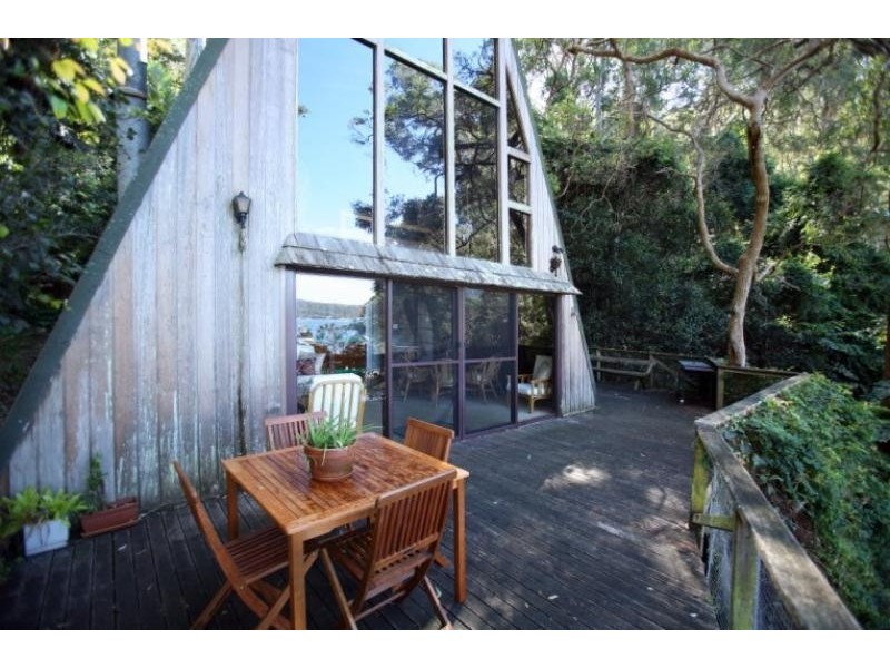14 The Chase, Lovett Bay NSW 2105