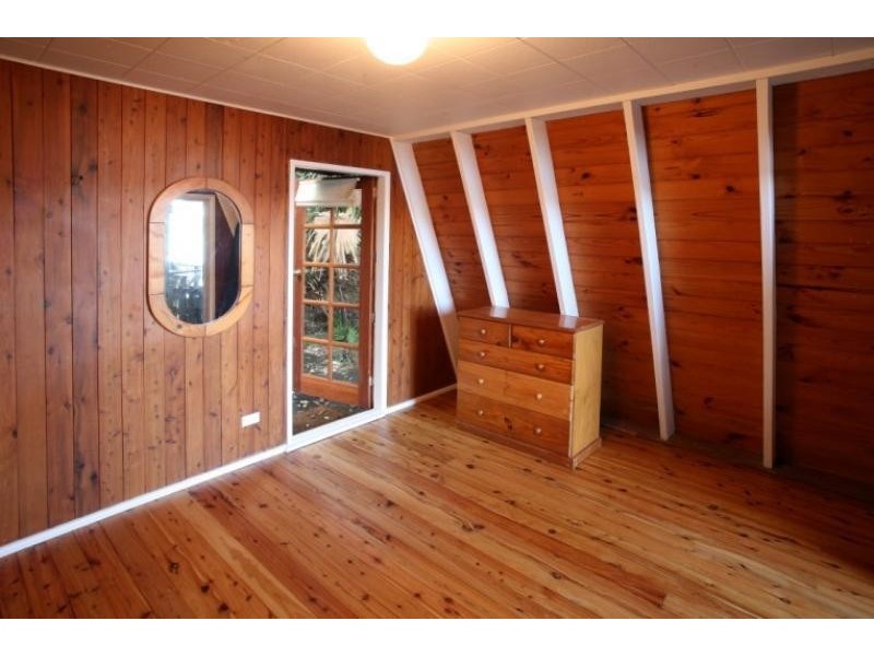 14 The Chase, Lovett Bay NSW 2105