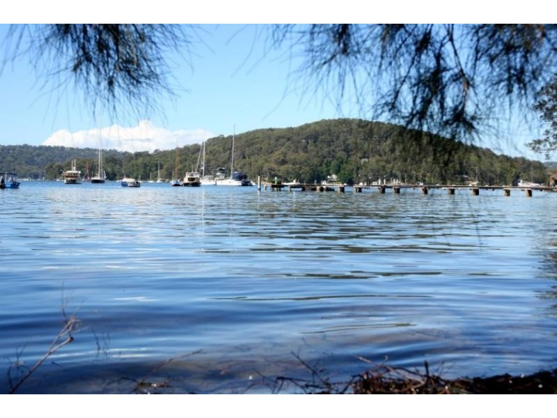 14 The Chase, Lovett Bay NSW 2105