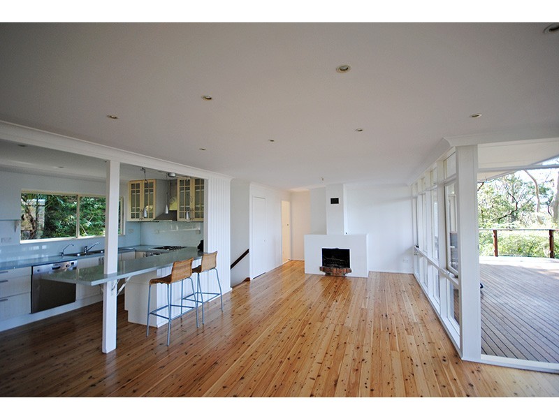 30 Thompson Street, Scotland Island NSW 2105