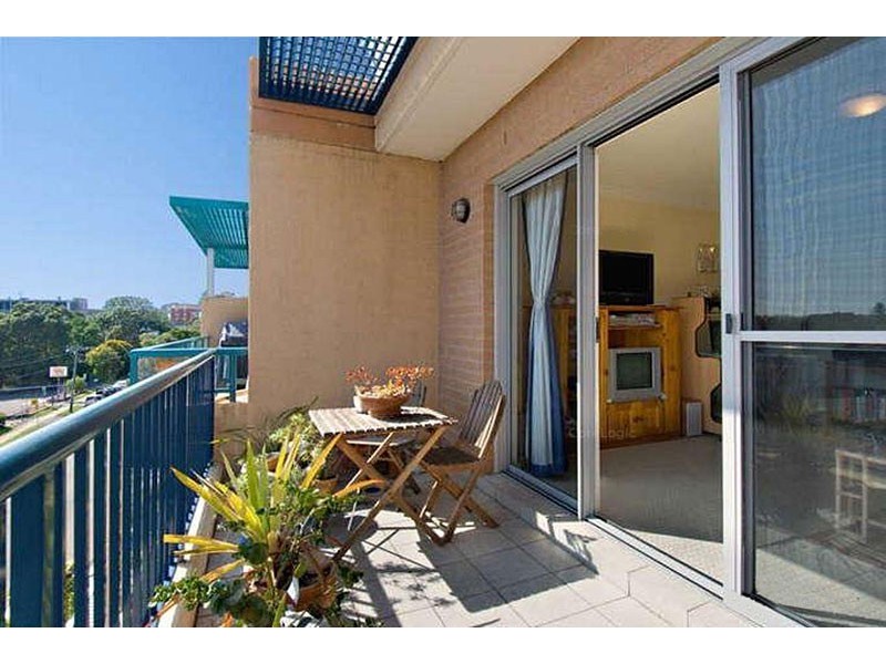 34/1-3 Sturdee Parade, Dee Why NSW 2099