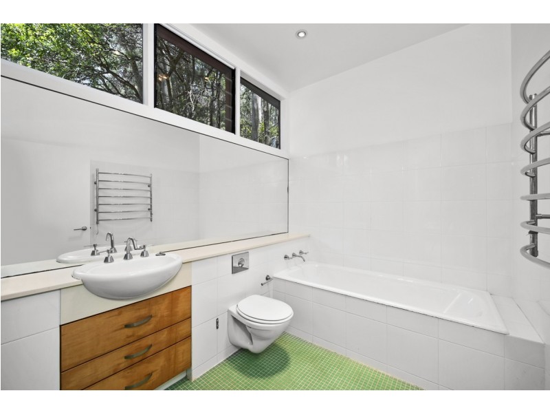 10 Wirringulla Avenue, Elvina Bay NSW 2105