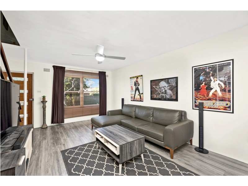 2/33 Bungalow Road, Roselands NSW 2196