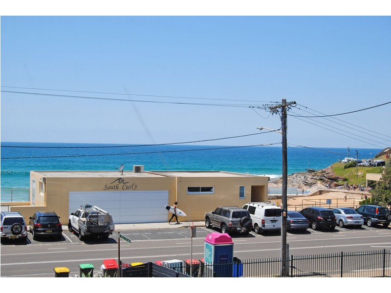 1/50A Carrington Parade, Curl Curl NSW 2096