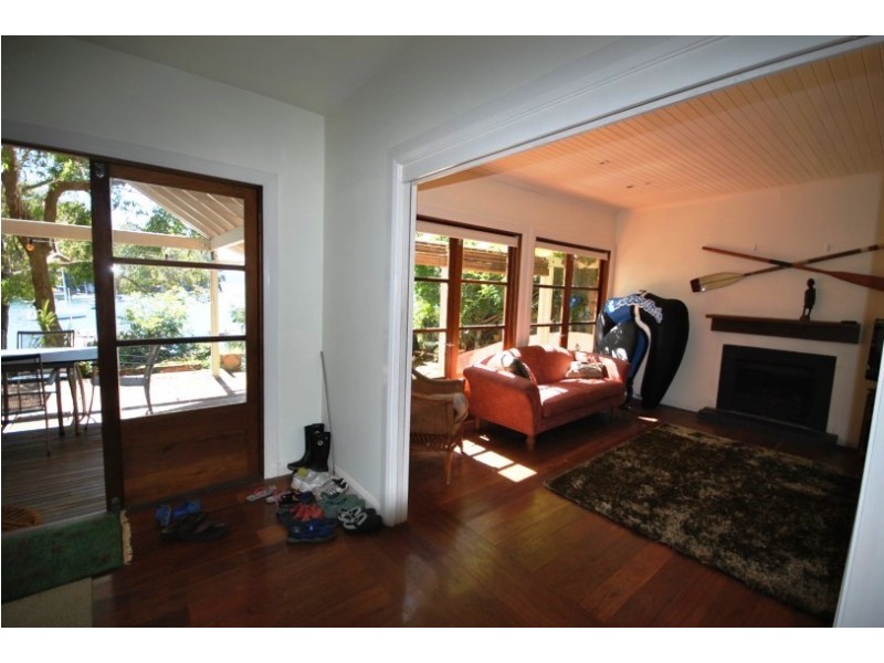 10 Wirringulla Avenue, Elvina Bay NSW 2105
