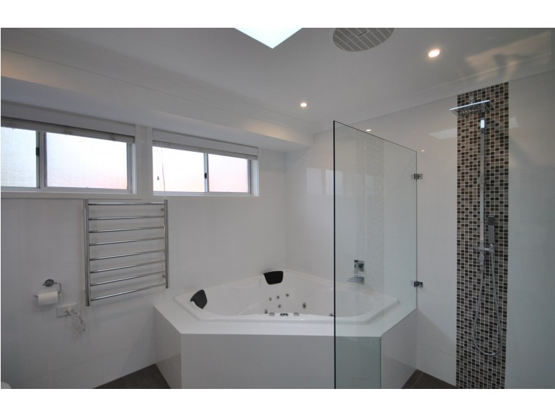 14 Samuel Street, Mona Vale NSW 2103