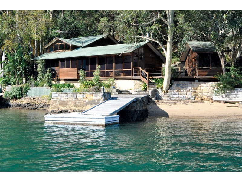 14 The Portions, Lovett Bay NSW 2105