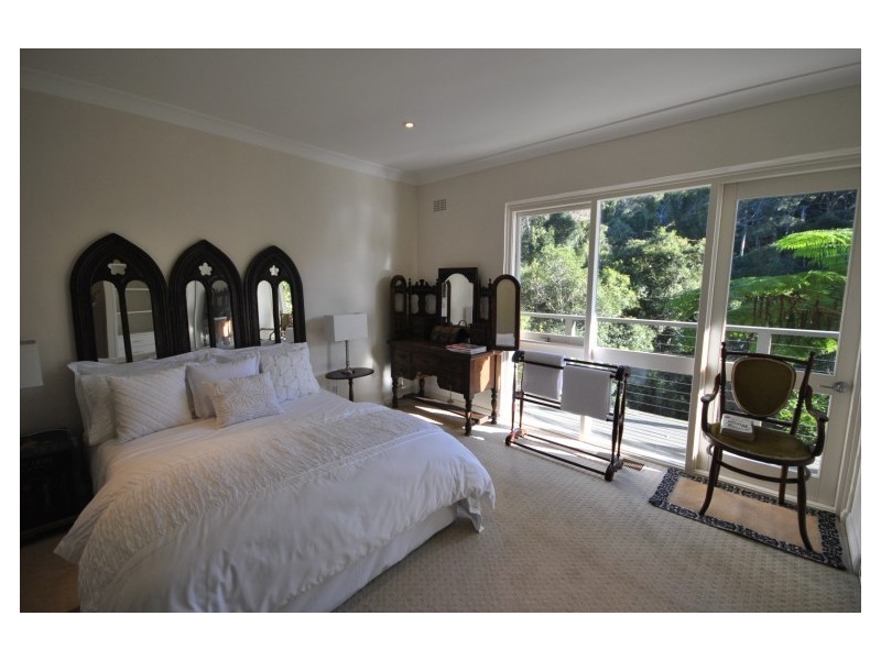 90A McCarrs Creek Road, Church Point NSW 2105