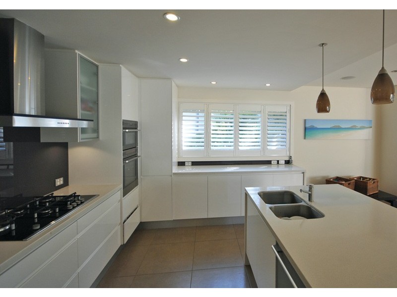 32 Cabbage Tree Road, Bayview NSW 2104