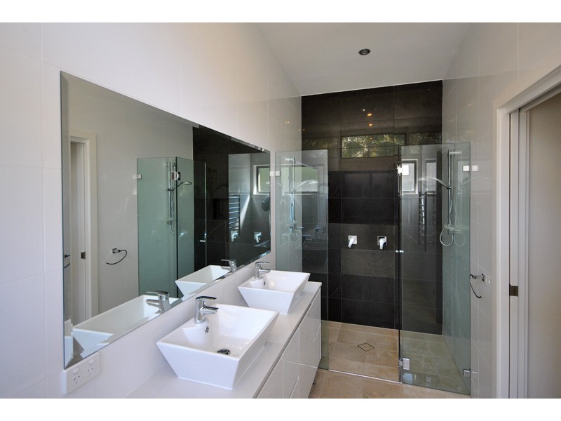 32 Cabbage Tree Road, Bayview NSW 2104