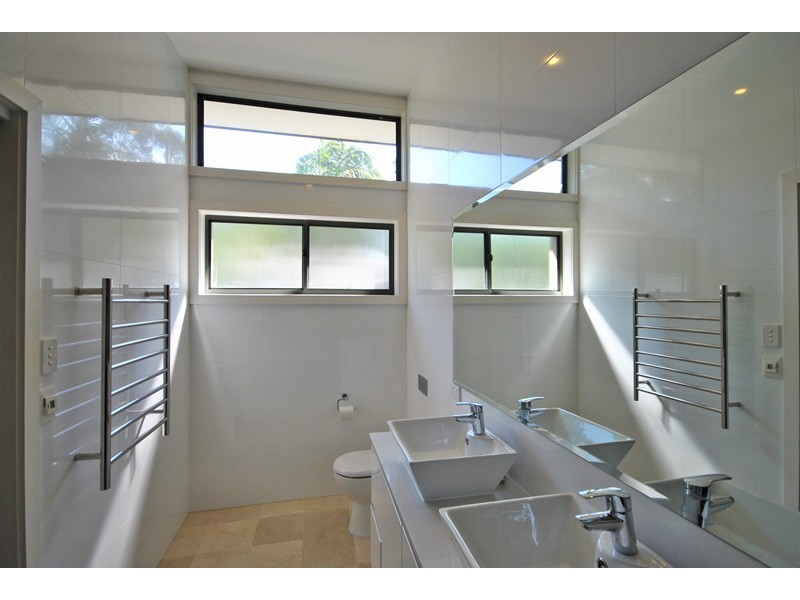 32 Cabbage Tree Road, Bayview NSW 2104