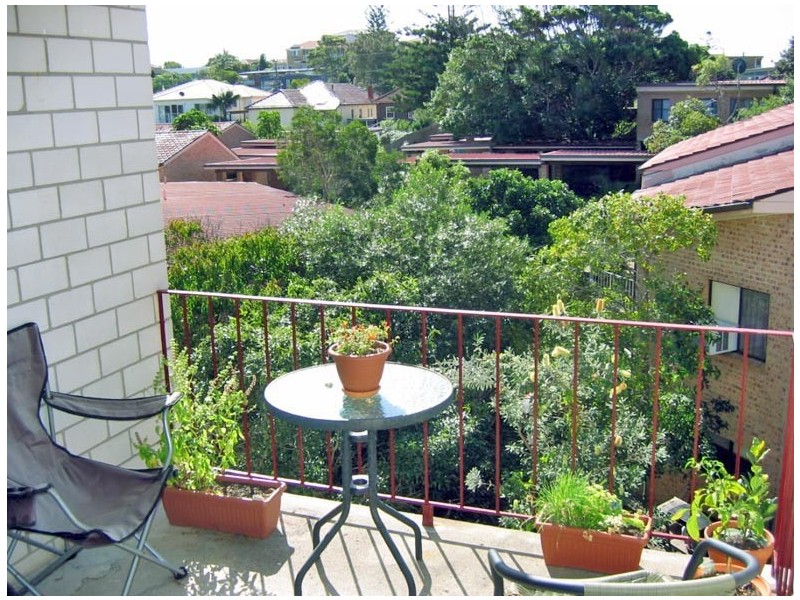 24/12 Ronald Avenue, Freshwater NSW 2096