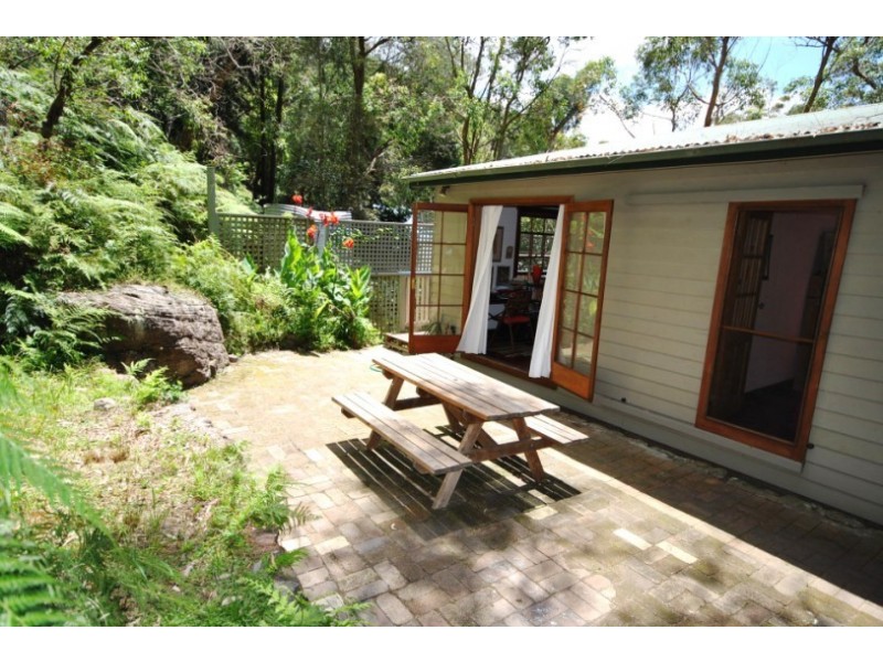 25 Wirringulla Avenue, Elvina Bay NSW 2105