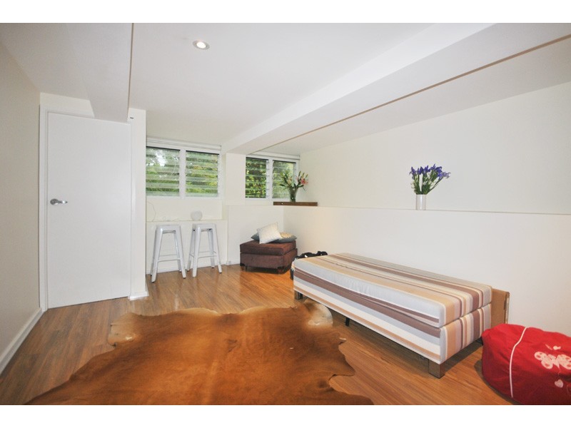 36 Parkinson Avenue, South Turramurra NSW 2074