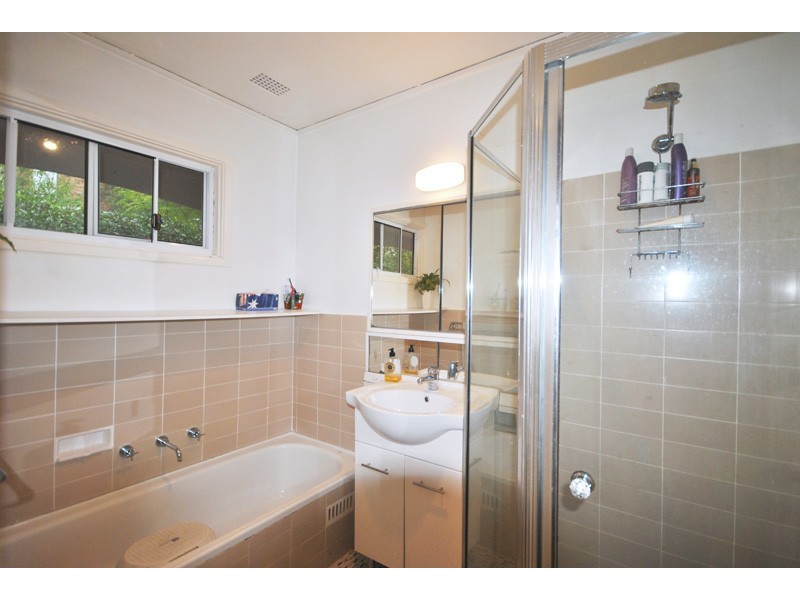 36 Parkinson Avenue, South Turramurra NSW 2074