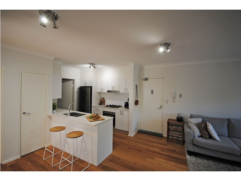 1/34-38 Boronia Street, Dee Why NSW 2099