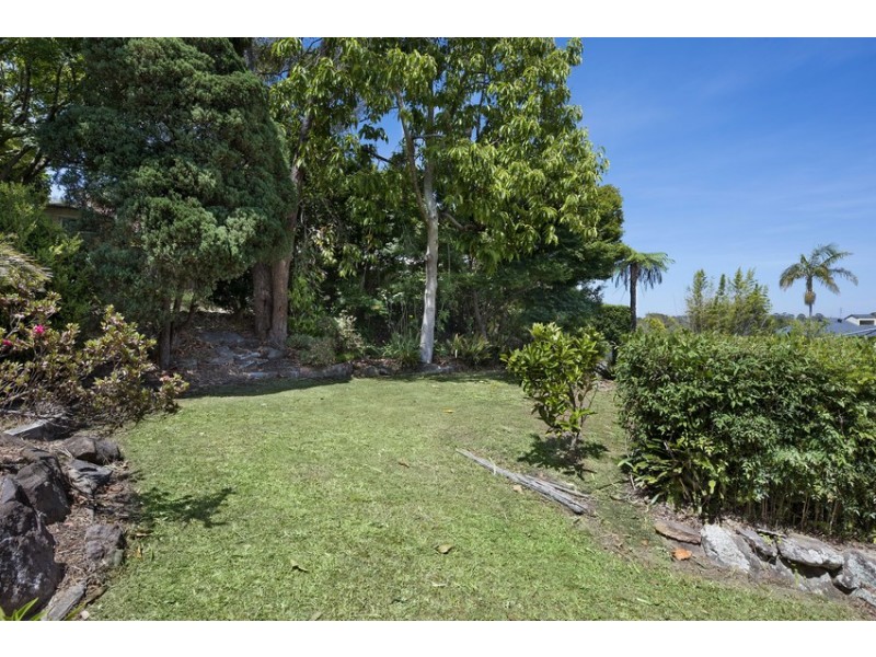 17 Hews Parade, Belrose NSW 2085