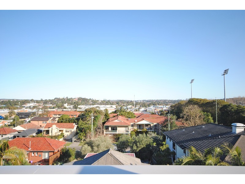 3/23b-27 Pine Avenue, Brookvale NSW 2100