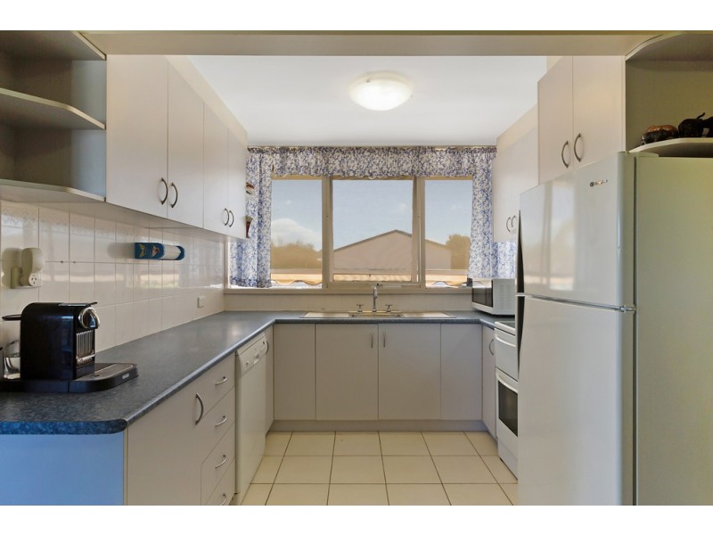 10/11 CHAPMAN AVENUE, Merimbula NSW 2548