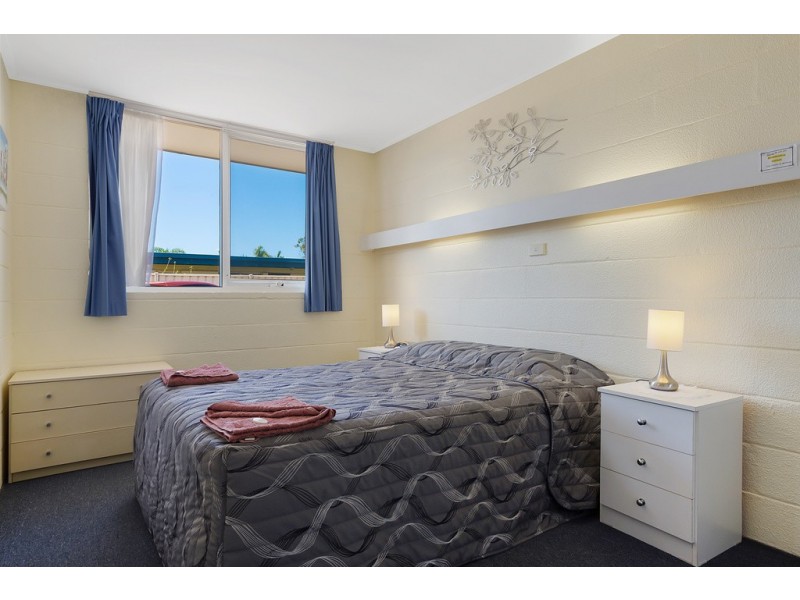 10/11 CHAPMAN AVENUE, Merimbula NSW 2548