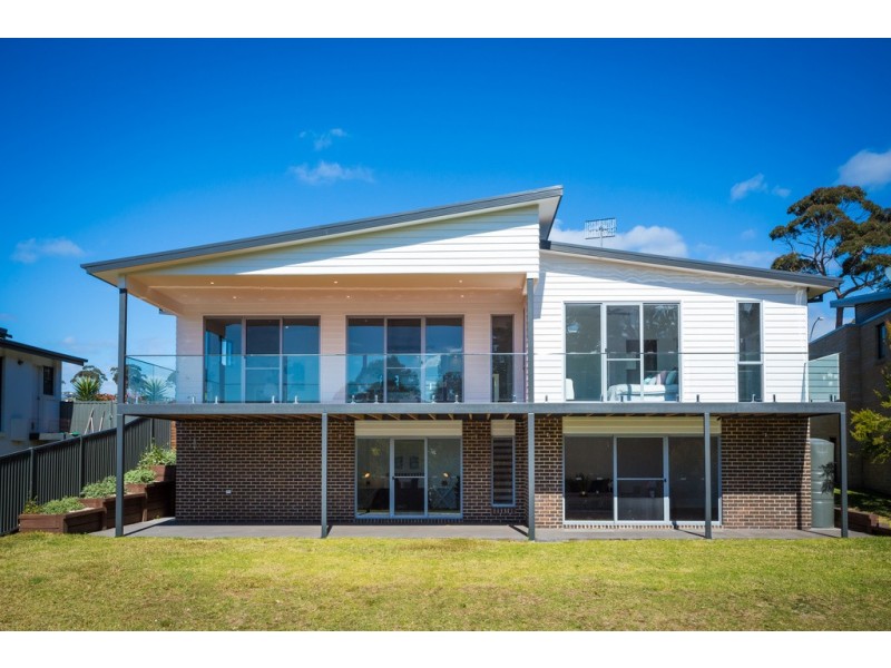 4 Kira Lani Court, Tura Beach NSW 2548