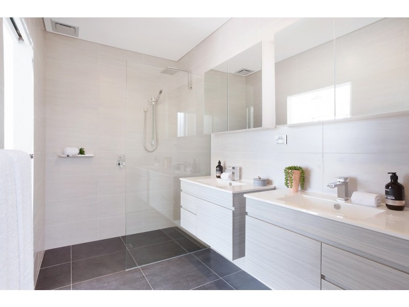 4 Kira Lani Court, Tura Beach NSW 2548