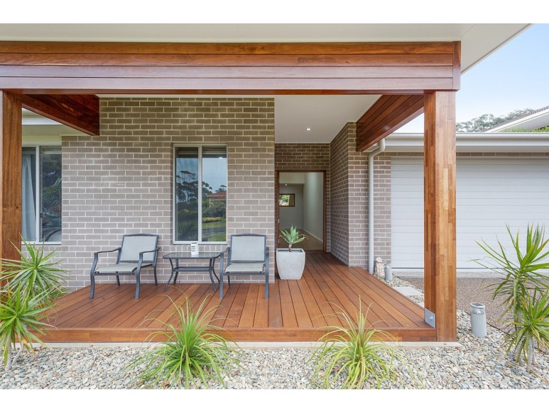 15 TELOPEA CRESCENT, Tura Beach NSW 2548