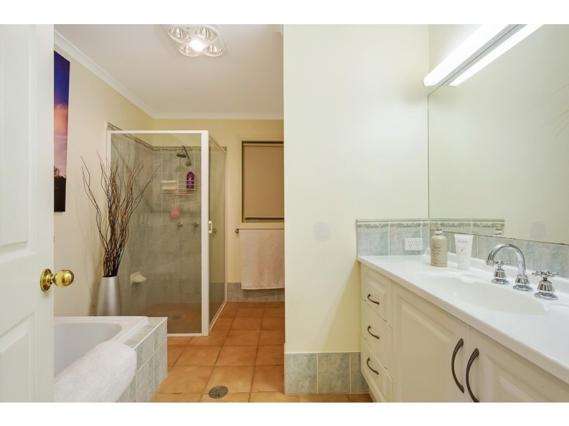 72 LAKEWOOD DRIVE, Merimbula NSW 2548