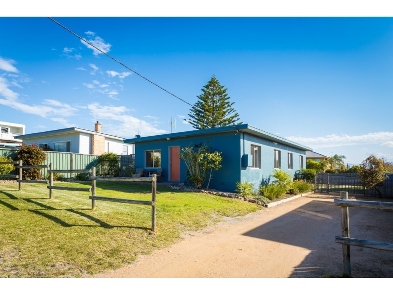 3 APOONA STREET, Merimbula NSW 2548