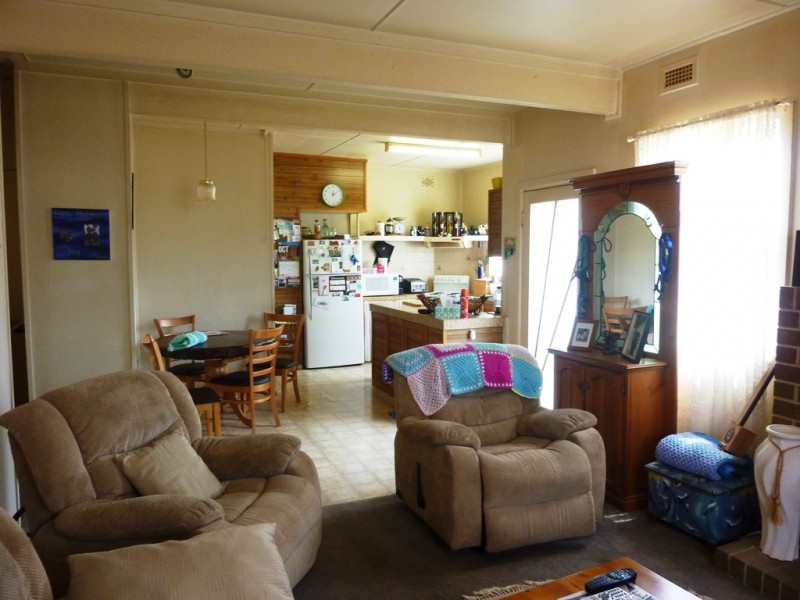 11 SAPPHIRE COAST DRIVE, Merimbula NSW 2548