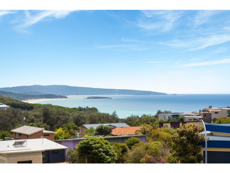 5 ALANNAH CLOSE, Tura Beach NSW 2548