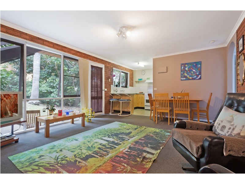 4 8 KYEAMBA STREET, Merimbula NSW 2548