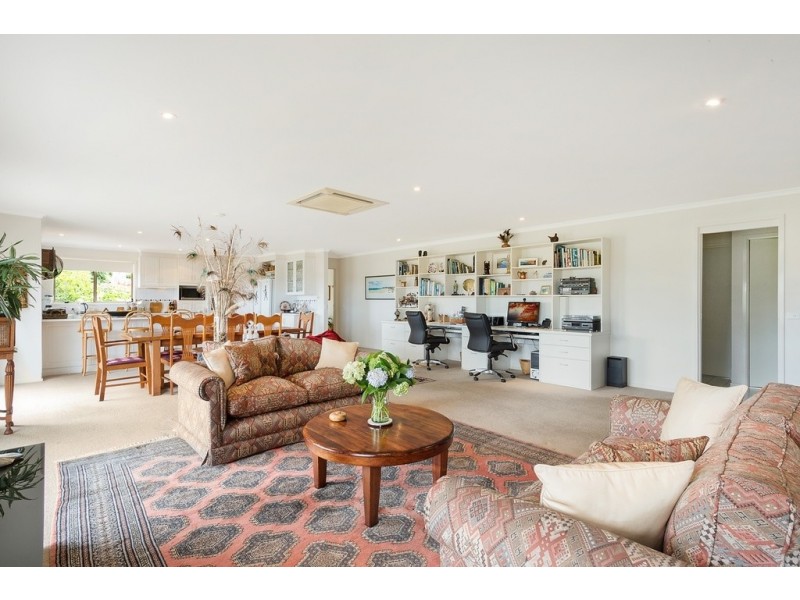22 JOHN PENN AVENUE, Merimbula NSW 2548