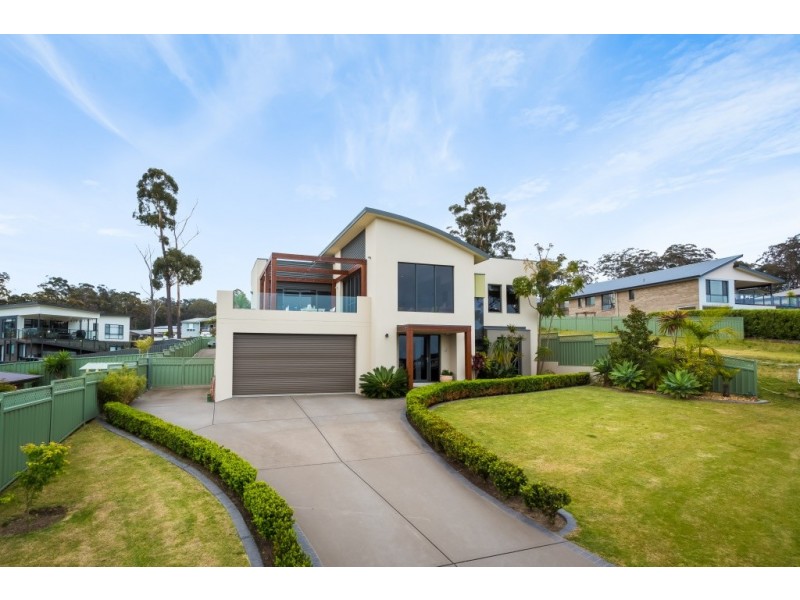 4 JABIRU PLACE, Mirador NSW 2548