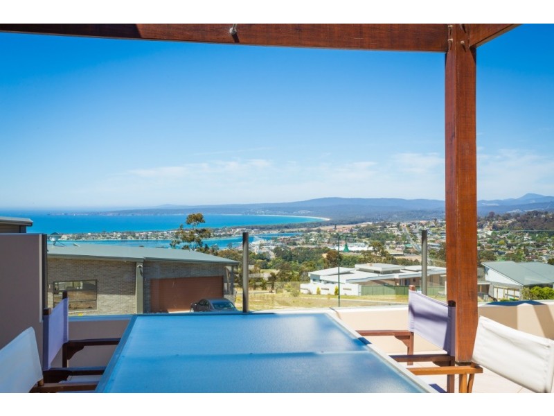 4 JABIRU PLACE, Mirador NSW 2548