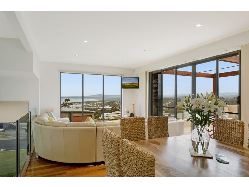 4 JABIRU PLACE, Mirador NSW 2548