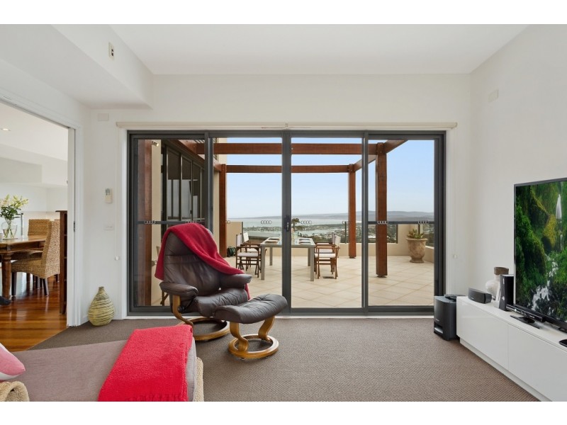 4 JABIRU PLACE, Mirador NSW 2548