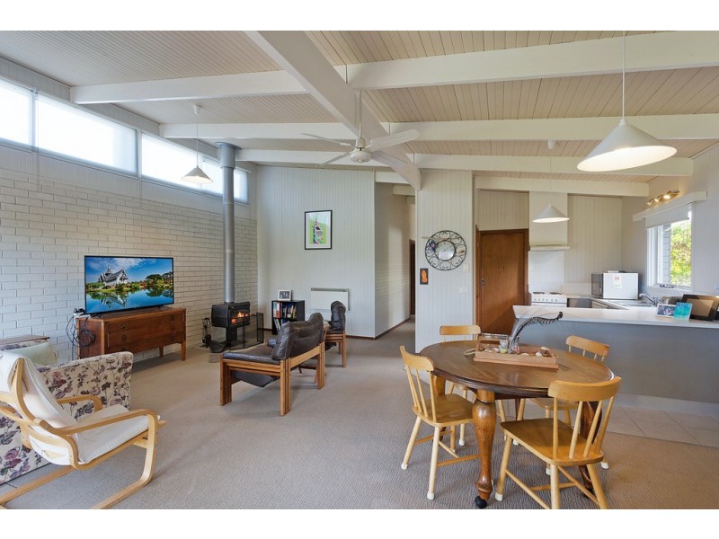 23 ACACIA CRESCENT, Tura Beach NSW 2548