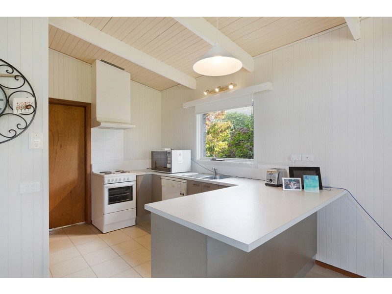 23 ACACIA CRESCENT, Tura Beach NSW 2548
