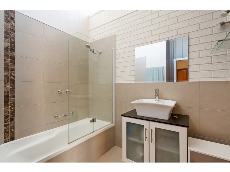 23 ACACIA CRESCENT, Tura Beach NSW 2548
