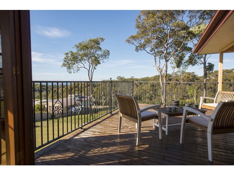 8 ELIZABETH PARADE, Tura Beach NSW 2548